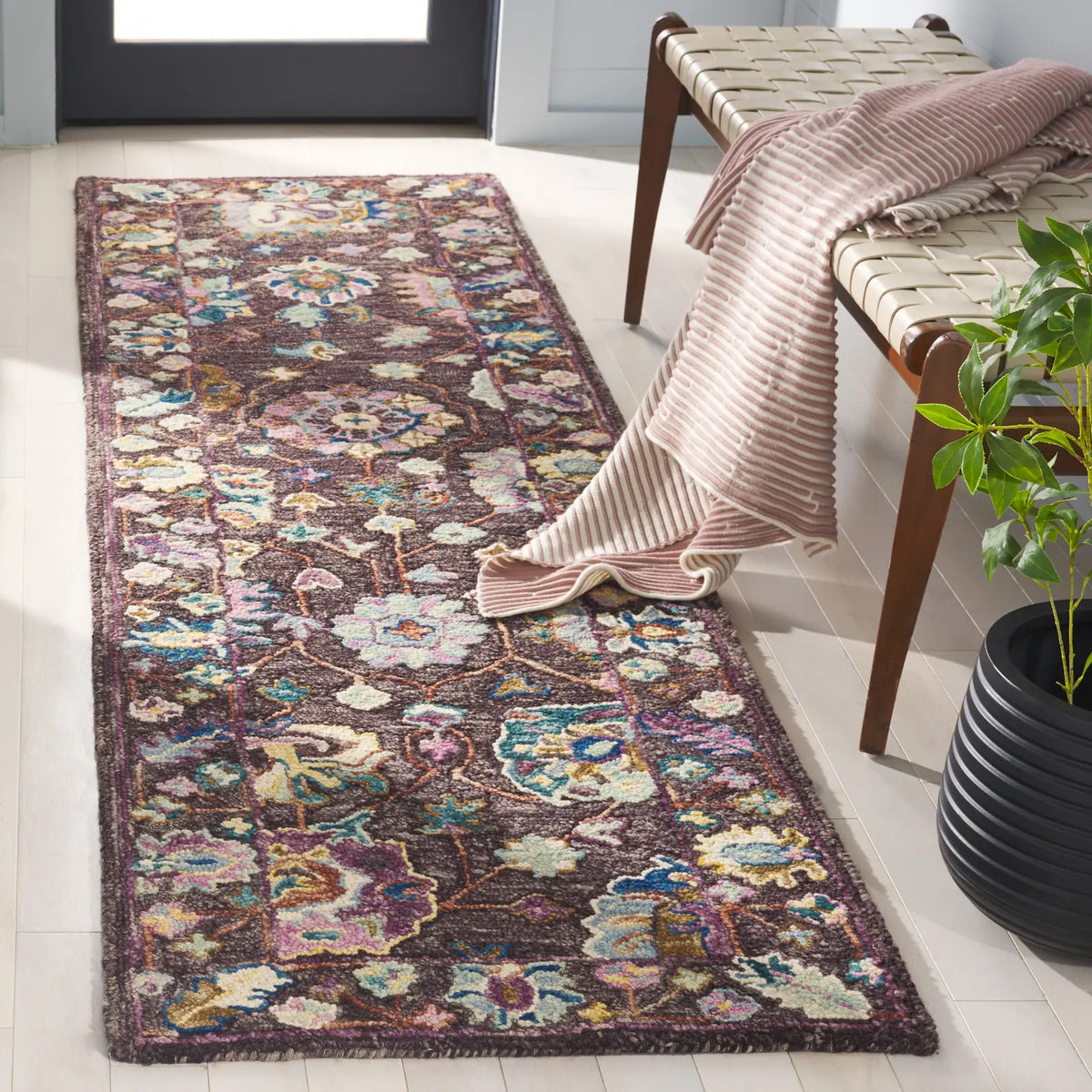 Safavieh Blossom 2'-3" x 8'-0" Rug in Charcoal / Lavender