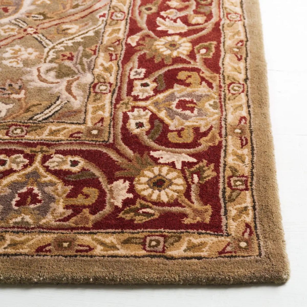 Safavieh Persian Legend 5'-0" x 8'-0" Rug in Light Green / Rust