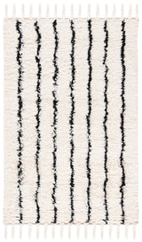 Safavieh Casablanca 4'-0" x 6'-0" Rug in Black / Ivory