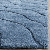 Safavieh Florida Shag 5'-3" x 7'-6" Rug in Light Blue / Blue