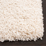 Safavieh Evolution Shag 500 4'-0" x 6'-0" Rug in Ivory