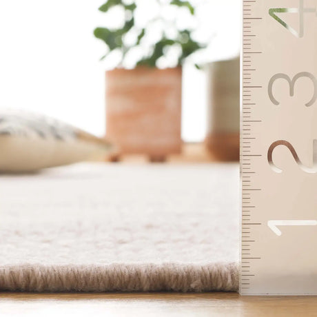 Safavieh Palm Beach 4'-0" x 6'-0" Rug in Ivory