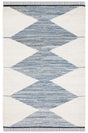 Safavieh Kilim 4'-0" x 6'-0" Rug in Ivory / Blue