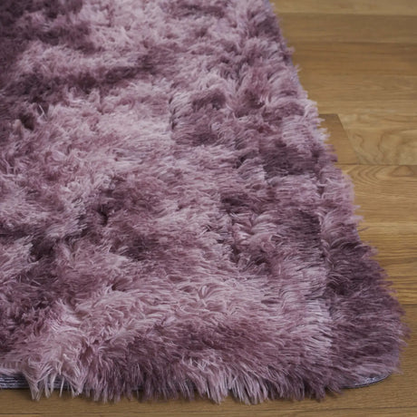 Safavieh Rainbow Shag 4'-0" x 6'-0" Rug in Purple