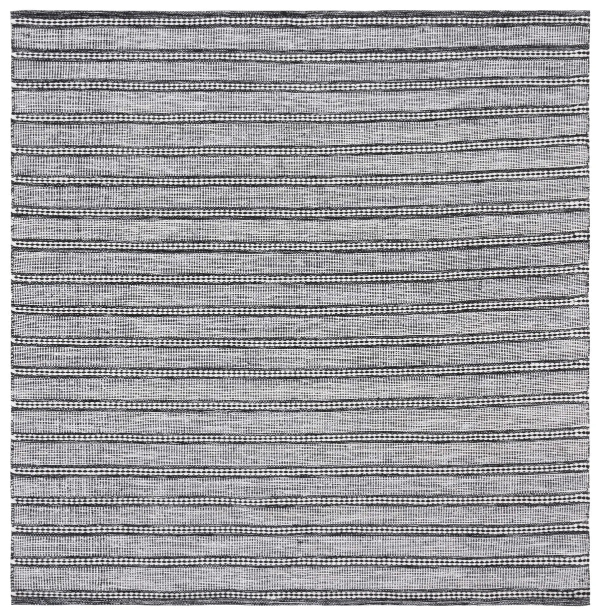 Safavieh Kilim 6'-0" x 6'-0" Rug in Black / Ivory