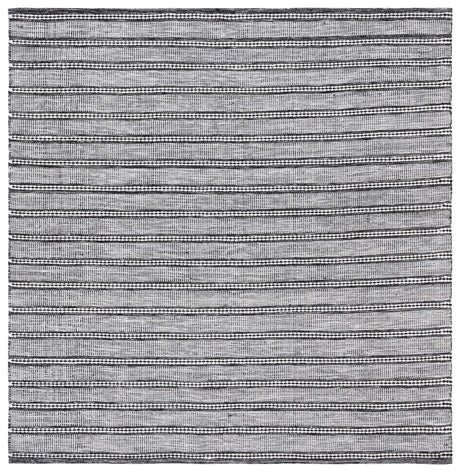 Safavieh Kilim 6'-0" x 6'-0" Rug in Black / Ivory