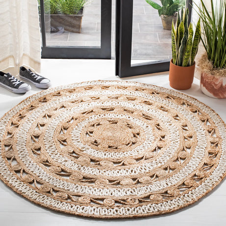 Safavieh Natural Fiber 3'-0" x 3'-0" Rug in Ivory / Natural