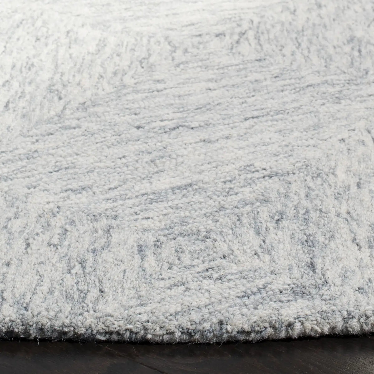 Safavieh Abstract 6'-0" x 6'-0" Rug in Silver