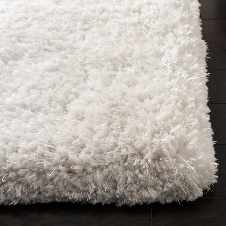 Safavieh Supreme Shag 4'-0" x 6'-0" Rug in Ivory