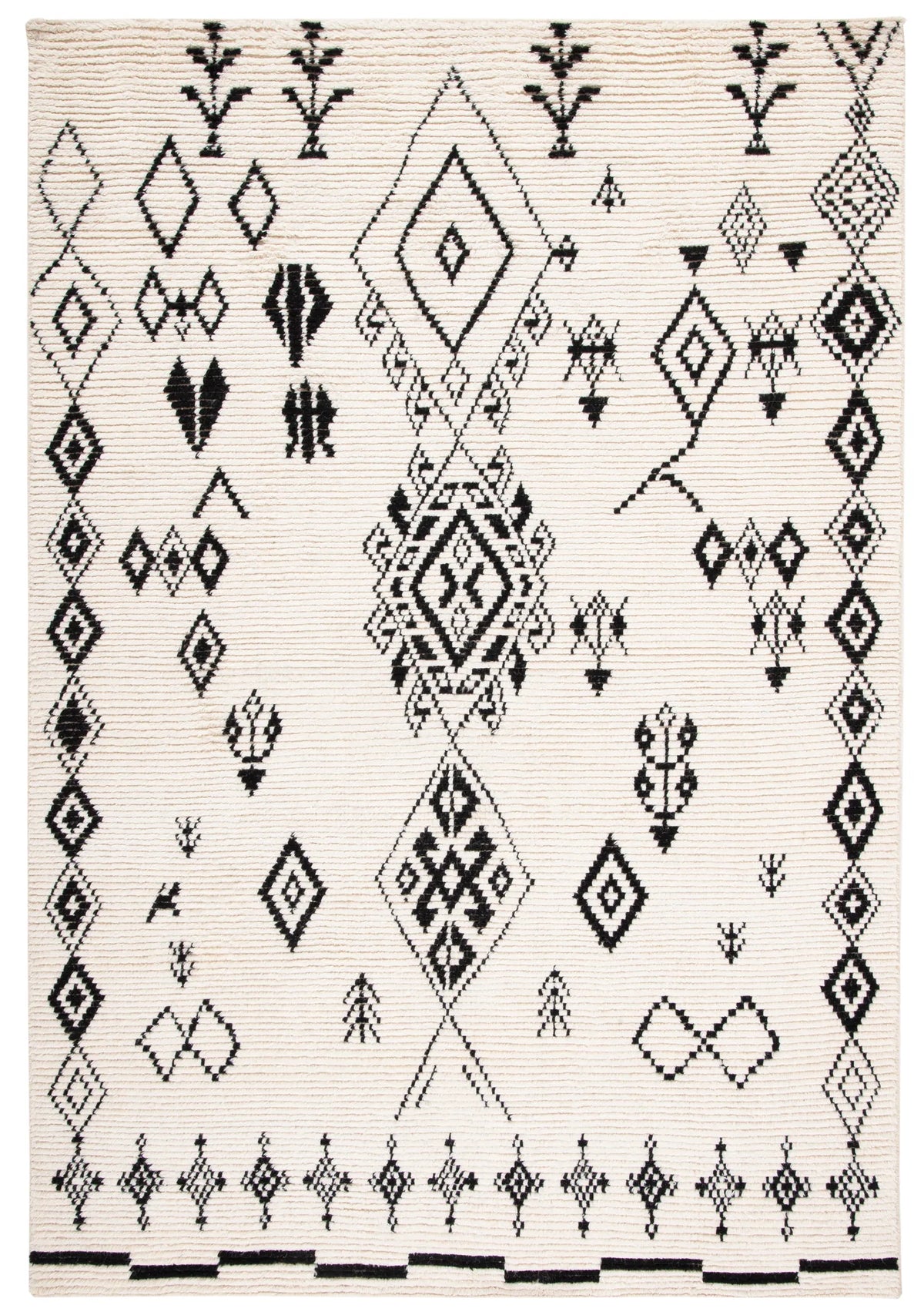 Safavieh Kenya 6'-0" x 9'-0" Rug in Ivory / Black