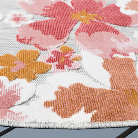 Safavieh Cabana 6'-5" x 6'-5" Rug in Grey / Rose