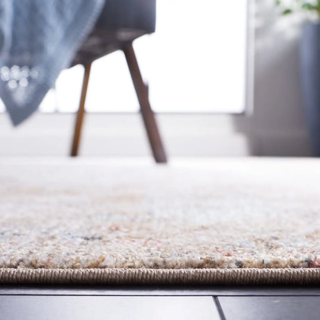 Safavieh Jasmine 4'-5" x 6'-5" Rug in Beige / Light Blue