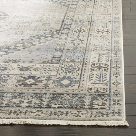 Safavieh Vintage Persian 4'-0" x 6'-0" Rug in Grey / Blue