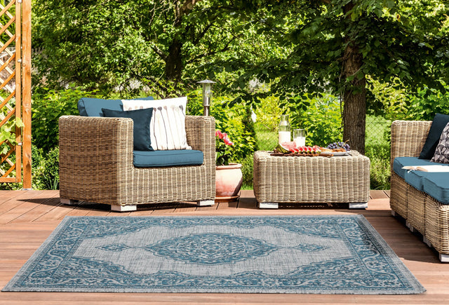 United Weavers Augusta Sant Andrea Aqua (3900-10263) Rugs