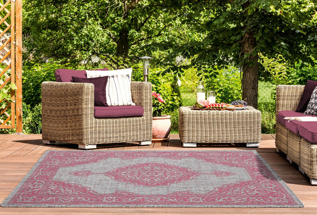 United Weavers Augusta Sant Andrea Pink (3900-10286) Rugs