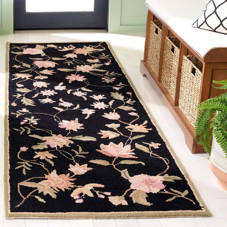 Safavieh Chelsea 2'-6" x 8'-0" Rug in Black