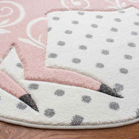 Safavieh Carousel Kids 100 5'-3" x 5'-3" Rug in Ivory Grey / Pink