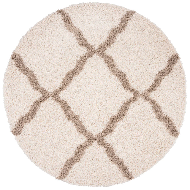 Safavieh Sgd-Dallas Shag 6'-0" x 6'-0" Rug in Ivory / Beige