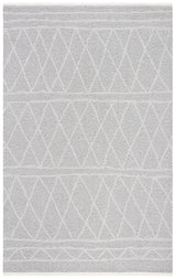 Safavieh Augustine 4'-5" x 6'-5" Rug in Grey / Ivory