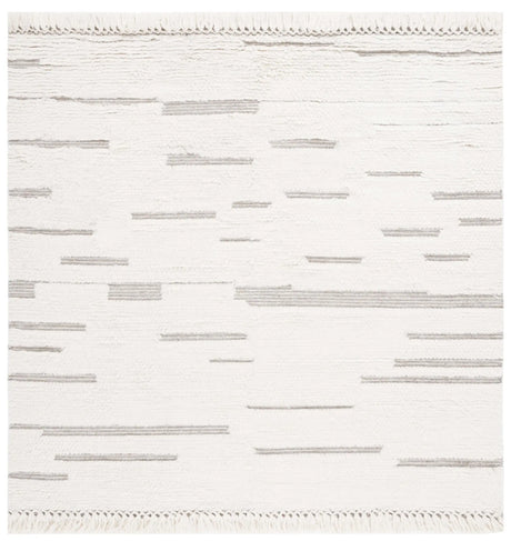 Safavieh Casablanca 7'-0" x 7'-0" Rug in Ivory