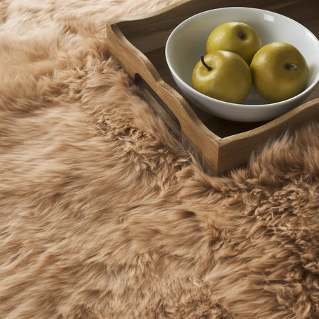 Safavieh Sheep Skin 3'-7" x 6'-0" Rug in Natural Beige