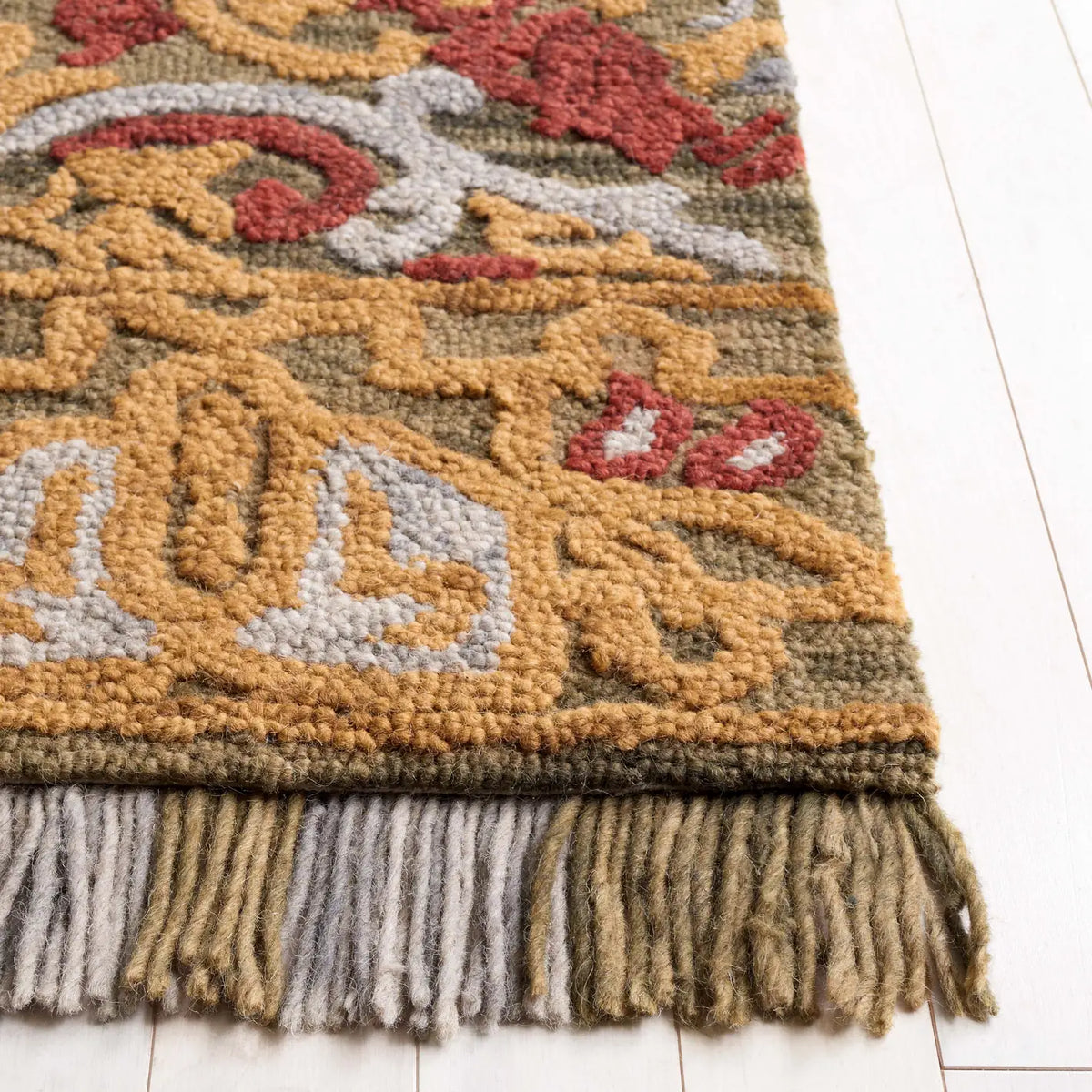 Safavieh Blossom 4'-0" x 6'-0" Rug in Green / Gold