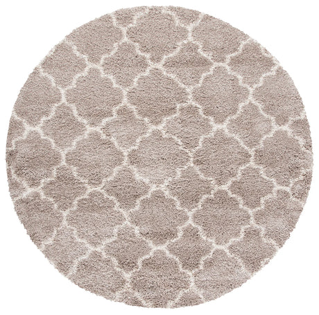 Safavieh Hudson Shag 7'-0" x 7'-0" Rug in Beige / Ivory