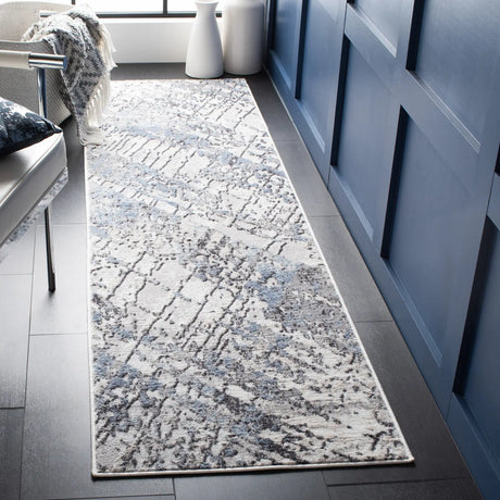 Safavieh Amelia 700 2'-2" x 8'-0" Rug in Ivory / Grey