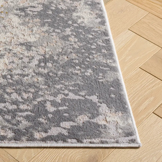 Safavieh Palma 5'-3" x 7'-6" Rug in Grey