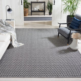 Safavieh Montauk 10'-0" x 14'-0" Rug in Ivory / Black