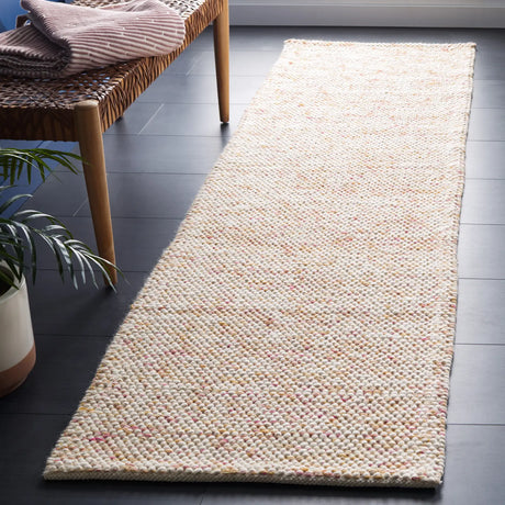 Safavieh Natura 2'-3" x 9'-0" Rug in Red / Ivory