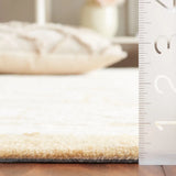 Safavieh Ebony 4'-0" x 6'-0" Rug in Ivory / Gold