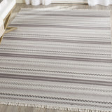 Safavieh Kilim 5'-0" x 8'-0" Rug in Grey
