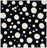 Safavieh Cambridge 6'-0" x 6'-0" Rug in Black / Ivory