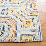 Safavieh Aspen 4'-0" x 6'-0" Rug in Ivory / Blue