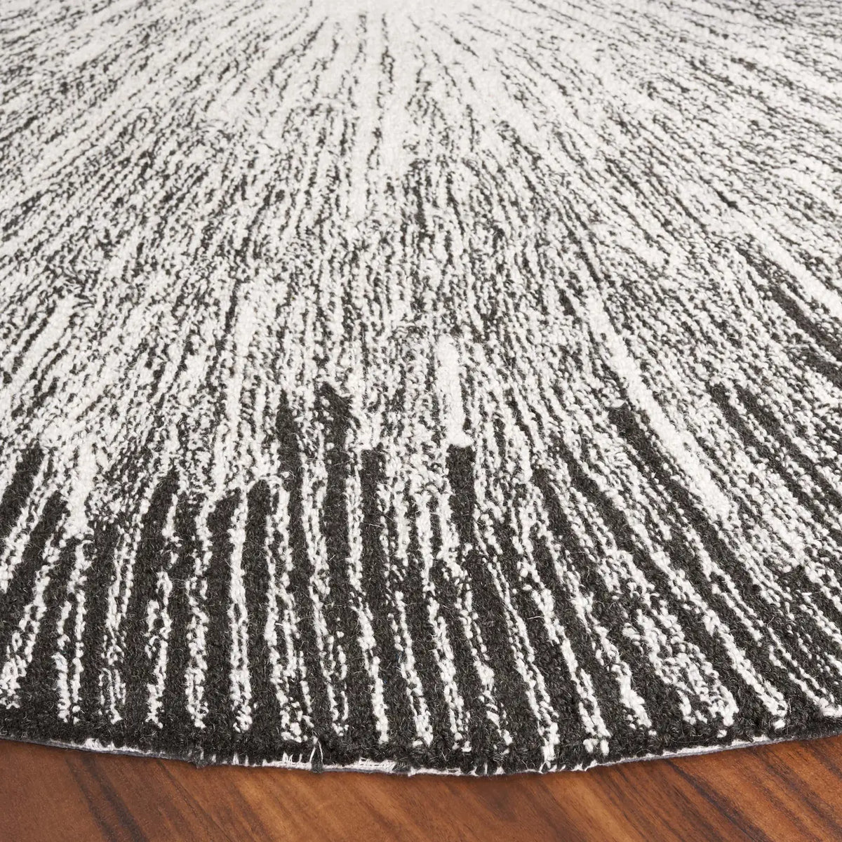 Safavieh Abstract 6'-0" x 6'-0" Rug in Ivory / Charcoal
