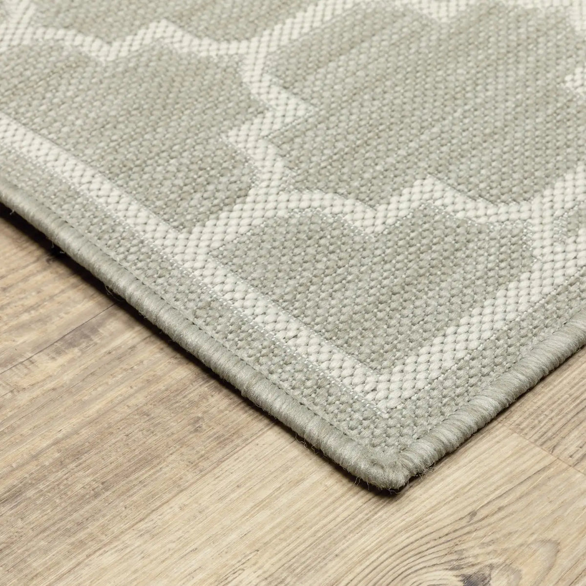 Oriental Weavers Sphinx Portofino 1636H Grey/ Ivory Rug - corner detail