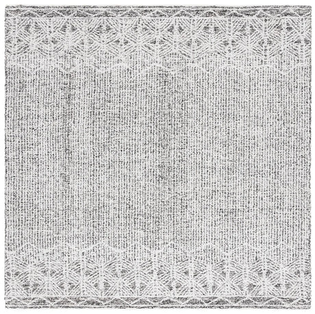 Safavieh Ebony 6'-0" x 6'-0" Rug in Ivory / Black