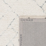 Safavieh Casablanca 4'-0" x 6'-0" Rug in Ivory / Black