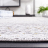 Safavieh Palma 4'-0" x 6'-0" Rug in Beige / Light Grey