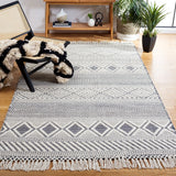 Safavieh Natura 5'-0" x 8'-0" Rug in Ivory / Navy