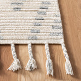 Safavieh Casablanca 5'-0" x 8'-0" Rug in Grey / Ivory