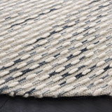 Safavieh Marbella 6'-0" x 6'-0" Rug in Beige / Blue