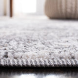 Safavieh Aston 4'-0" x 6'-0" Rug in Light Grey / Grey