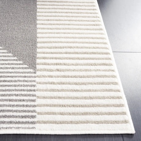 Safavieh Pyramid 4'-5" x 6'-5" Rug in Ivory / Grey Navy