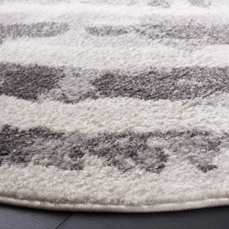 Safavieh Adirondack 6'-0" x 6'-0" Rug in Ivory / Charcoal