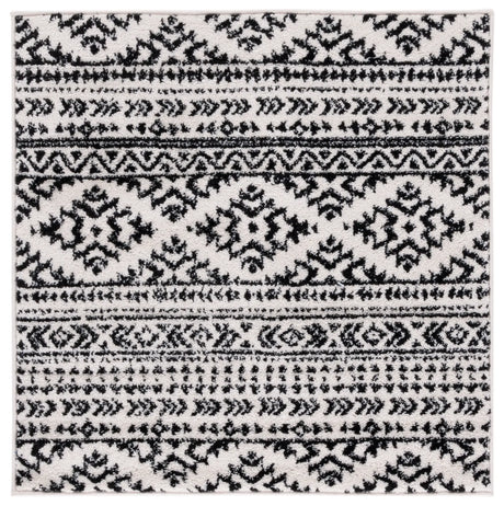 Safavieh Tulum 3'-0" x 3'-0" Rug in Ivory / Black