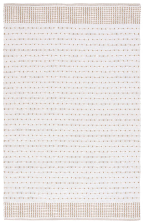 Safavieh Montauk 4'-0" x 6'-0" Rug in Beige / Ivory