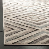 Safavieh Amsterdam 4'-0" x 6'-0" Rug in Cream / Beige