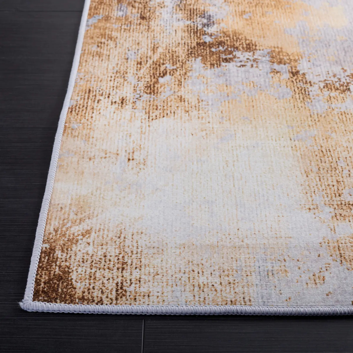 Safavieh Tacoma 4'-0" x 6'-0" Rug in Grey / Gold